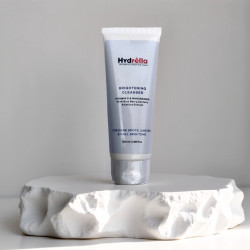 Hydrella Brightening Cleanser